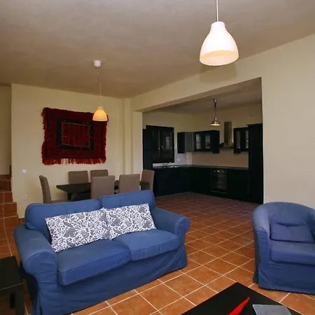 Kitty's House,country,olive Grove,private,quiet,views ,1 Km To ,sleeps 5 Skopelos