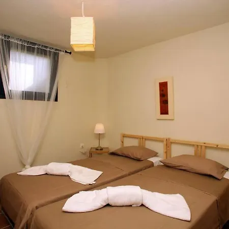 Kitty's House,country,olive Grove,private,quiet,views ,1 Km To ,sleeps 5 Prázdninový dům *