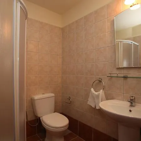 Kitty's House,country,olive Grove,private,quiet,views ,1 Km To ,sleeps 5 Prázdninový dům