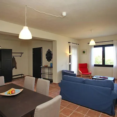 Prázdninový dům Kitty's House,country,olive Grove,private,quiet,views ,1 Km To ,sleeps 5 *