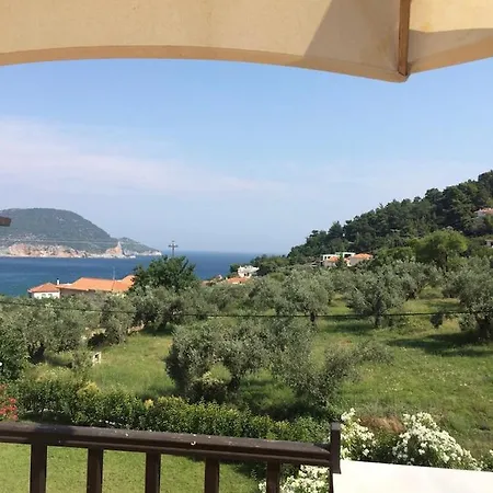 Kitty's House,country,olive Grove,private,quiet,views ,1 Km To ,sleeps 5 * Skopelos